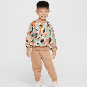 NIKE Sportswear "Express Yourself" 2 piece crew set